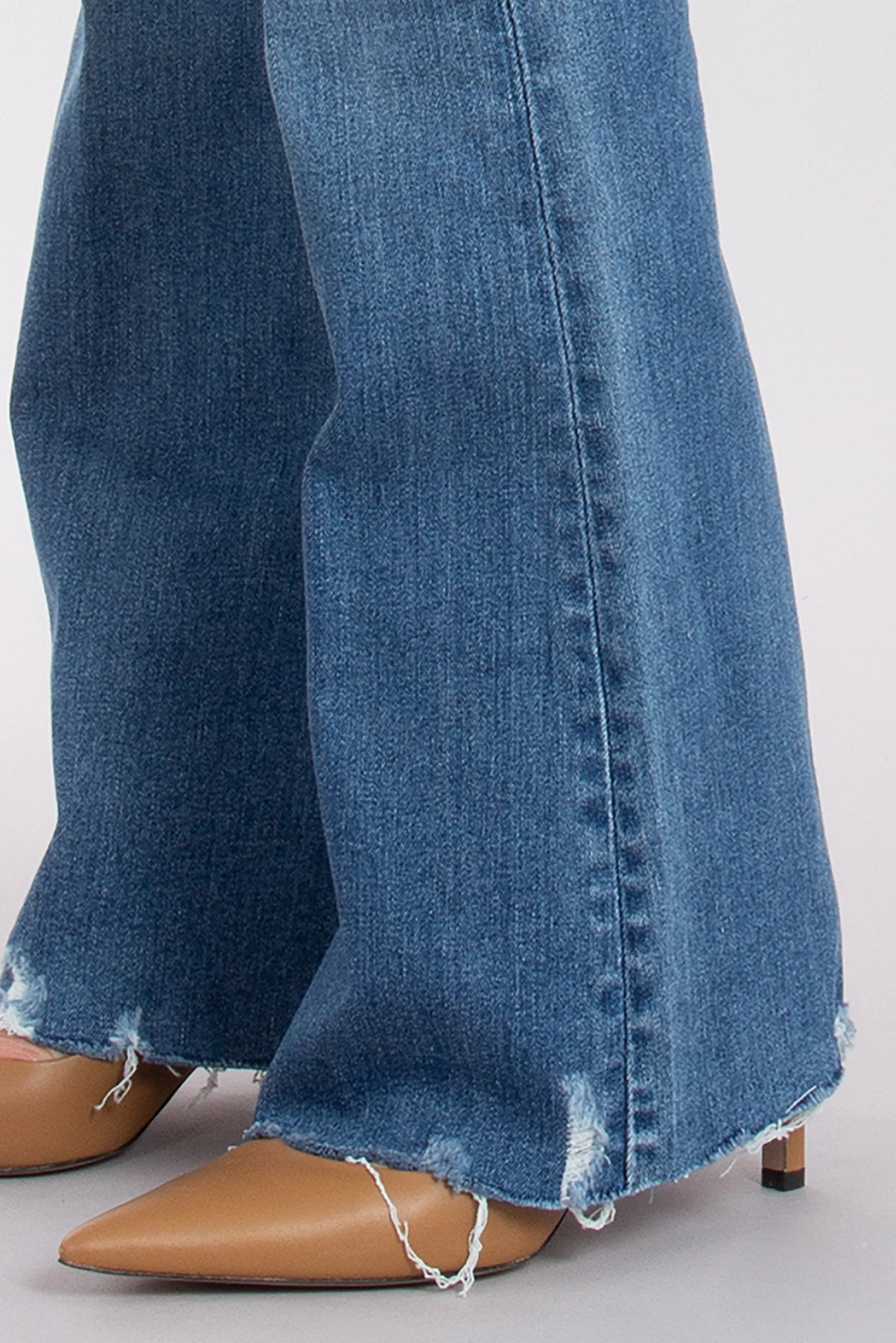 7 FOR ALL MANKIND Heritage Denim Jeans Bootcut Tailorless  