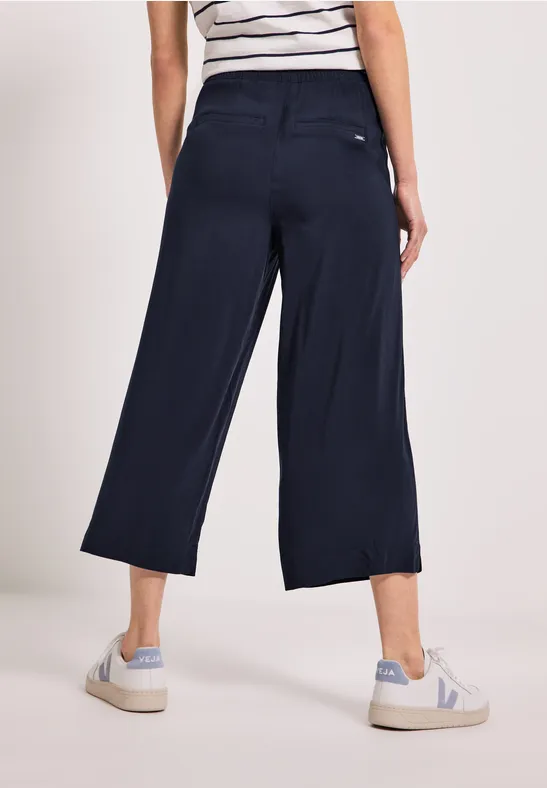 Loose Fit Hose