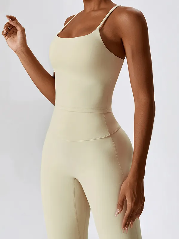 Sportliches, solides, schnell trocknendes Cami-Oberteil und ausgestellte Hosen-Set