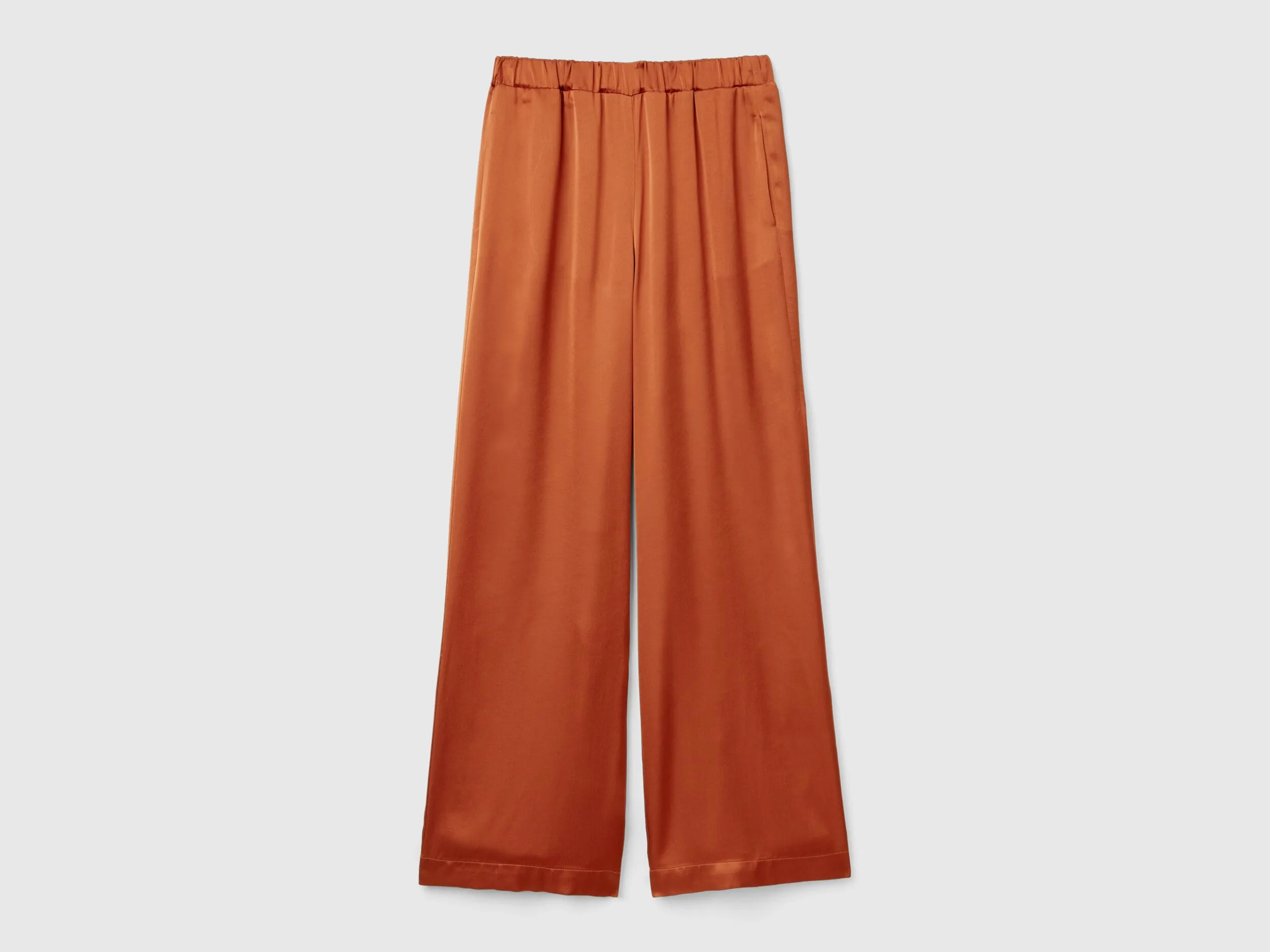 Weite Hose aus 100% Viskose